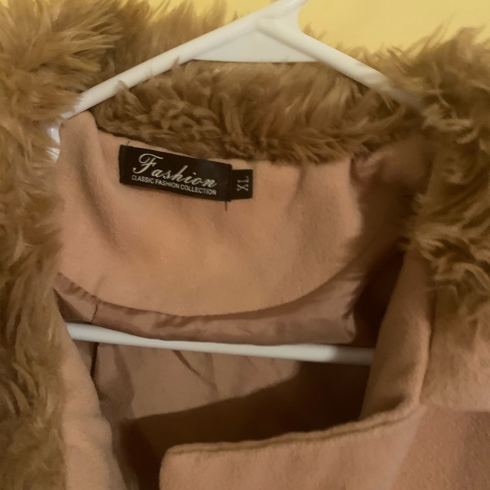 Coats - Picture 2 of 3